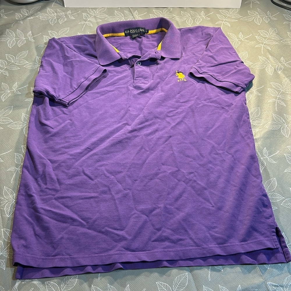 US Polo Assn. Men’s T-Shirt (1 rip)